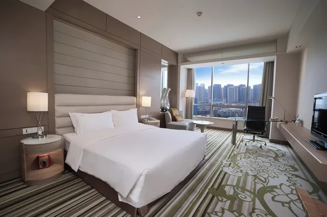 غرفة قياسية بسرير كينج مع دخول صالة النادي، Holiday Inn Tianjin Riverside 7/10