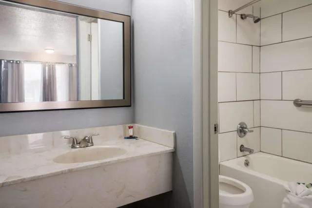 غرفة بسرير كينج لذوي الإعاقة، Americas Best Value Inn Blytheville 5/5