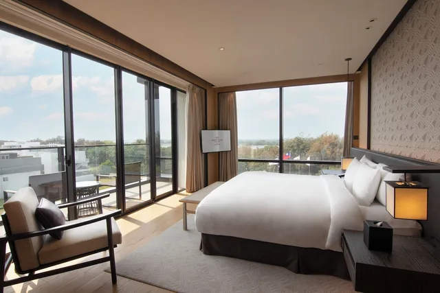 Junior Suite, Studio, King Bed, River View, Balcony، CROWNE PLAZA TAINAN 4/9