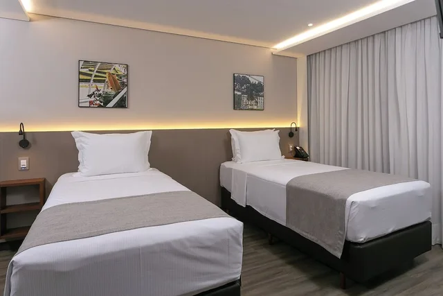 غرفة ديلوكس مفردة بسريرين منفصلين، The Roochelle Hotel 1/2