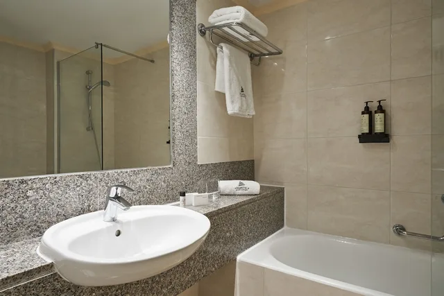 1 Bedroom, Family, Suite, King Bed, Inland View, 3 Sofa، Atlantica Aeneas Resort 3/4
