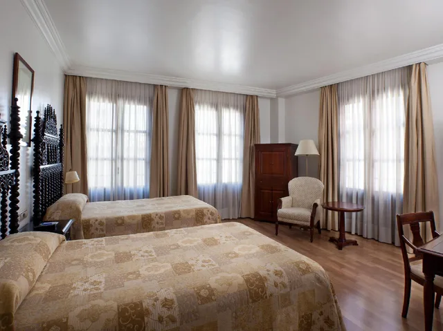 غرفة كلاسيكية، Hotel Sercotel Palacio de Los Gamboa 2/2