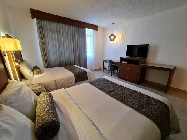 Executive, Double Bed, Hotel Marlon 1/7