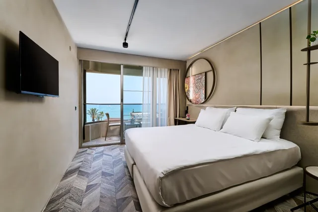 غرفة بسريرين منفصلين بإطلالة على البحر، Alanya Buyuk Hotel 1/1