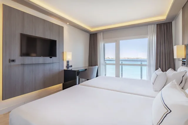 Premium, Twin Beds, Sea View, Melia Alicante 5/10