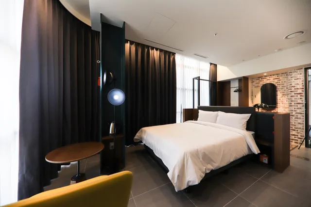 غرفة قياسية بسرير كوين، Le Seoul Hotel 2/2
