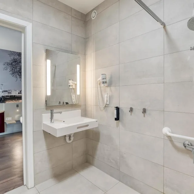 غرفة بسرير مزدوج لذوي الإعاقة، B&B Hotel Antwerpen Zuid 4/4