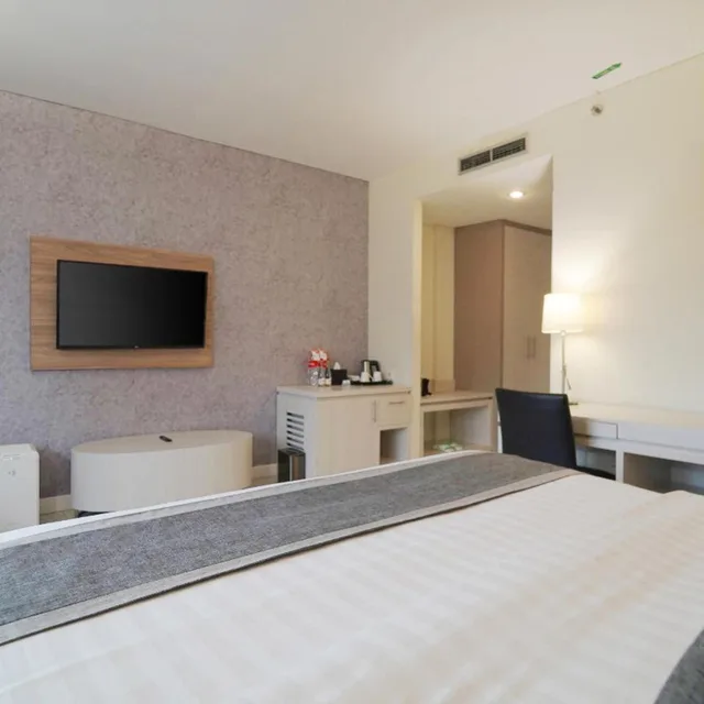 غرفة بريميير بسرير مزدوج، Patra Jasa Bandung 6/7