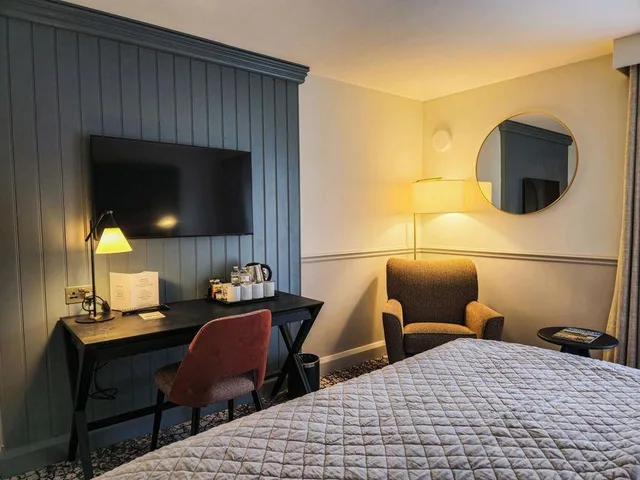 غرفة تنفيذية بسرير مزدوج أو سريرين منفصلين، Smiths At Gretna Green Hotel 2/2