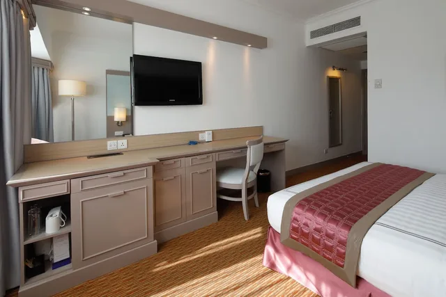 غرفة سوبيريور بسرير كينج، SUNWAY HOTEL HANOI 3/4