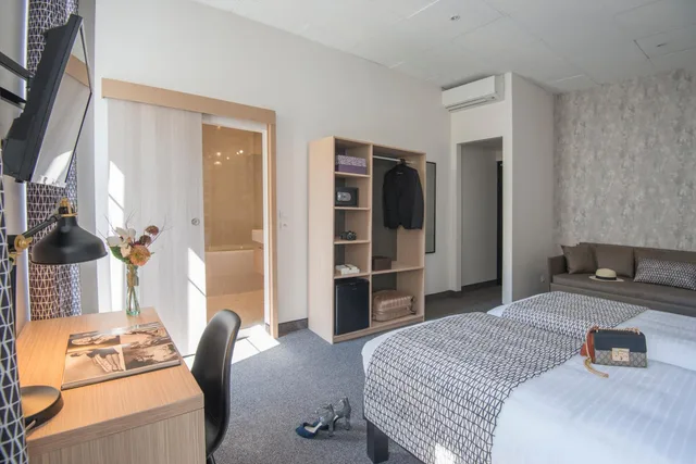غرفة رباعية بسريرين منفصلين وأسرّة بطابقين، Hotel Saint Gothard 4/8