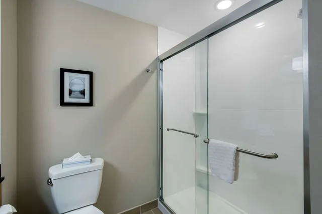 غرفة بسرير كينج، Best Western Plus Rumford Falls 5/5