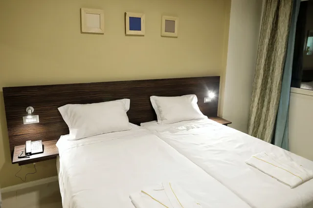 جناح تنفيذي بسريرين منفصلين، Hôtel La Villette 6/9