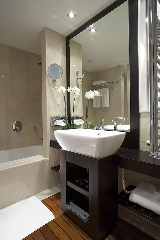 Comfort, King Bed, Atrium View، Daios Luxury Living Hotel 9/10