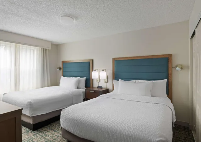 جناح بسريرين كوين بغرفة نوم واحدة مع أريكة، Homewood Suites by Hilton Lake Mary Orlando North 2/10