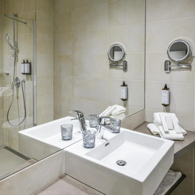 جناح عائلي في طابق مرتفع، Mercure Geneva Airport 4/4