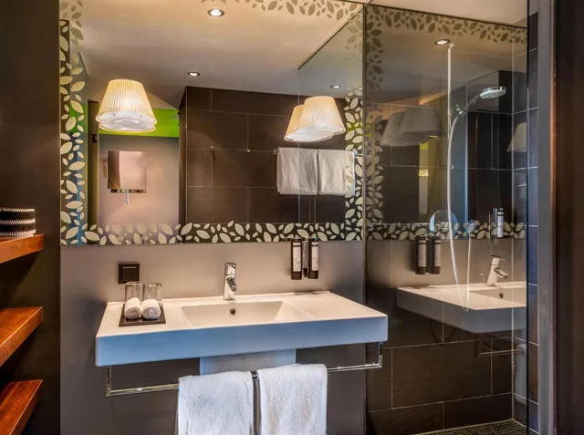 غرفة بسرير فردي، Movenpick Hotel Stuttgart Airport 6/8