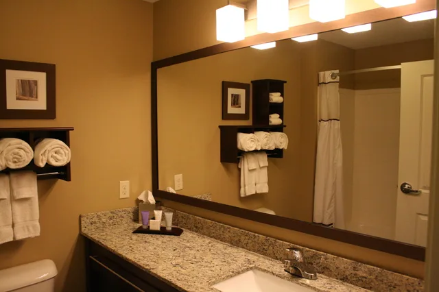 غرفة قياسية بسرير كينج، Grandstay Hotel And Suites Morris 7/7
