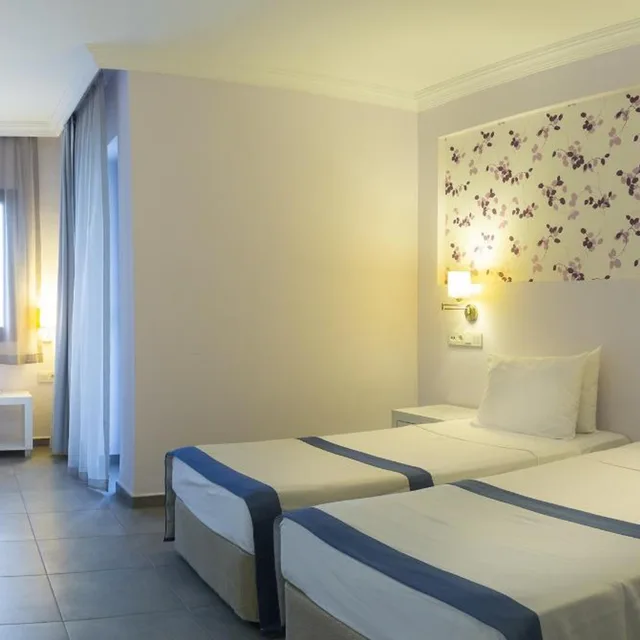 غرفة قياسية ثلاثية، Club Muskebi Hotel 4/9