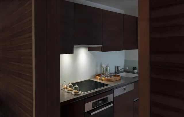 جناح بسرير كينج بإطلالة على الحديقة، Park Hyatt Abu Dhabi Hotel & Villa - Saadiyat island 9/10