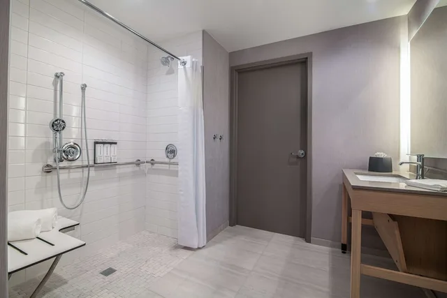 Specialty, King Bed, Sofa, Accessible، Hyatt Place Newark/Silicon Valley 2/3