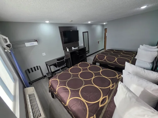 غرفة بسريرين كوين يُسمح فيها بالحيوانات الأليفة، Super 8 By Wyndham Emporia 10/10