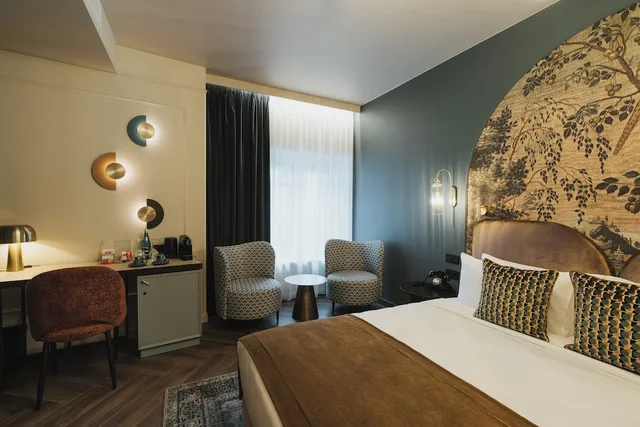 غرفة بريميوم بسرير كينج، Hotel Indigo Krakow Wawel Castle by IHG 5/8