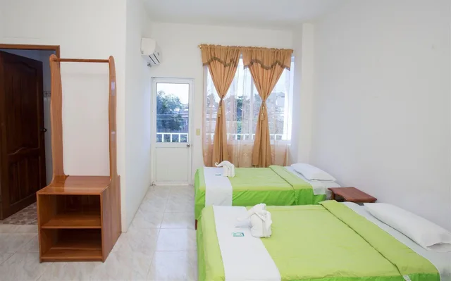 غرفة قياسية ثلاثية، Hotel El Paraiso de Isabela 1/3