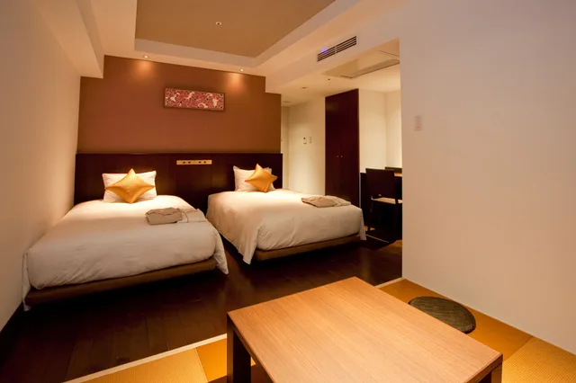 Private, Twin Beds, 2 Futon Beds, Ocean View, Tatami، Ryukyu Onsen Senagajima Hotel 3/3