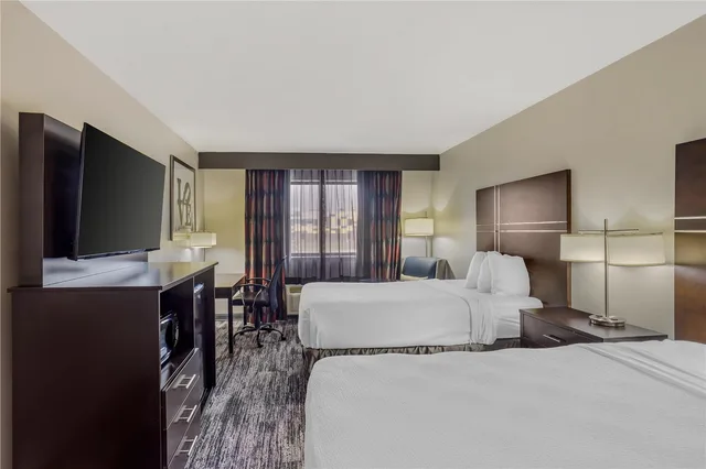 غرفة بسريرين مزدوجين، Best Western Shippensburg Hotel 3/8