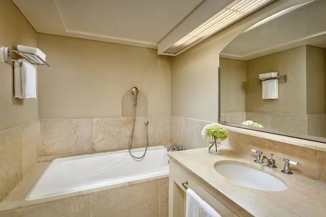 Ocean, Deluxe, Queen Bed، The Shilla Jeju 2/2