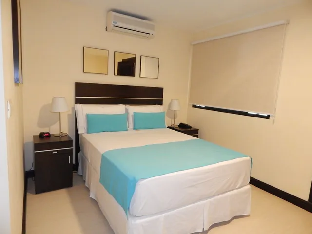 غرفة قياسية بسرير كوين، Puerto Mercado Hotel 3/6