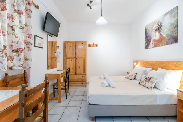 Semi Room, Comfort, Basement, Shared Terrace، Kontaratos Studios & Apartments 2/4