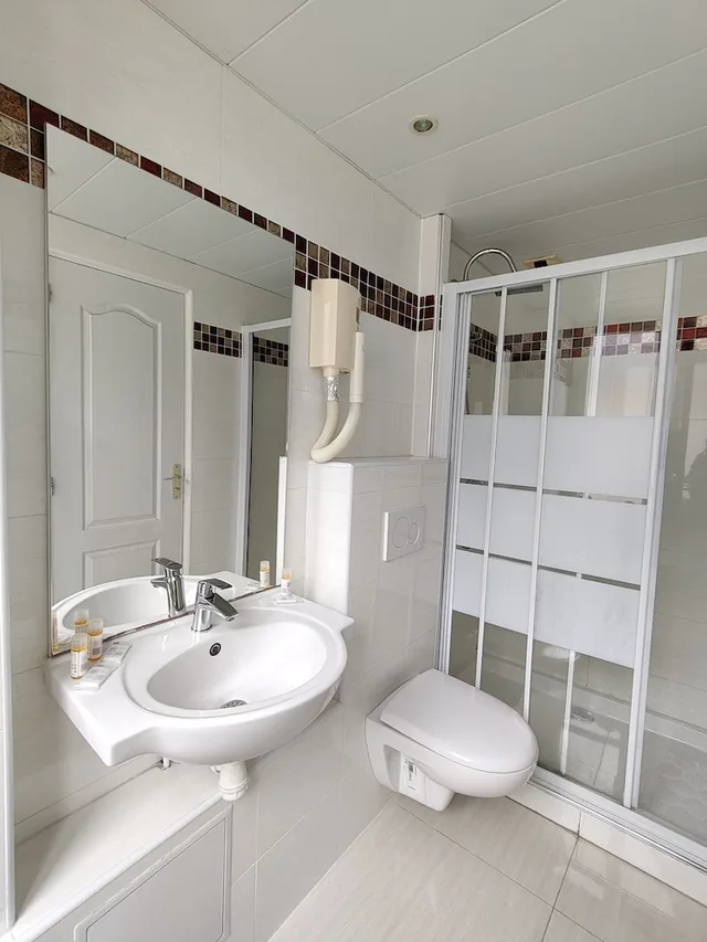 غرفة بسريرين منفصلين، Hotel Havane Opera 4/4