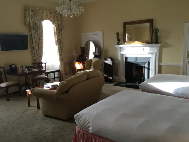 غرفة سوبيريور بسريرين منفصلين، Culloden House Hotel 5/9