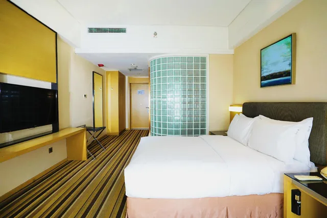 غرفة قياسية بسرير كينج وسرير كوين، HOLIDAY INN EXPRESS SHENYANG GOLDEN CORRIDOR 1/7