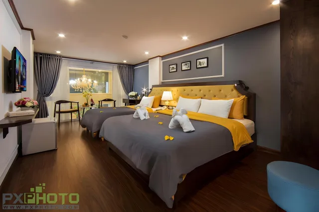غرفة عائلية بسرير كوين وسرير فردي بإطلالة على المدينة، Mayflower Hotel Hanoi 1/2