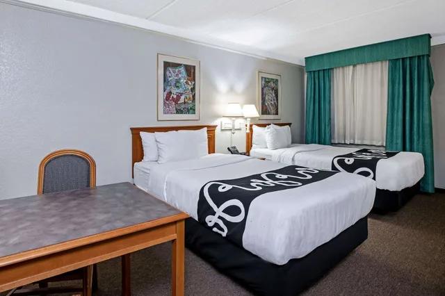غرفة بسريرين مزدوجين لذوي الإعاقة، La Quinta Inn Stockton 4/10
