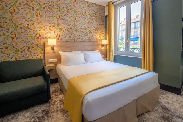 غرفة تنفيذية بسرير مزدوج مع أريكة، 1 MED HOTEL 6/10