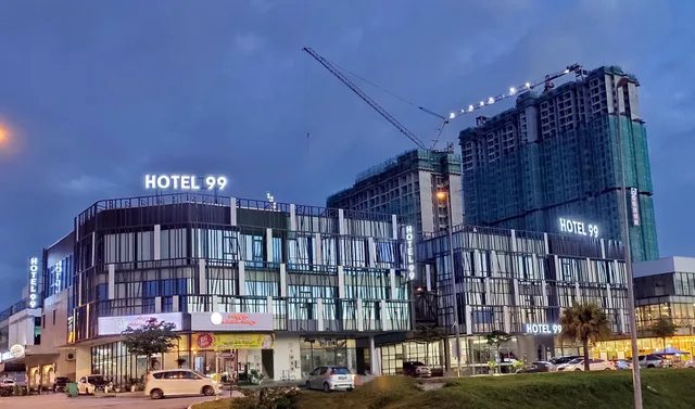 Superior, Double Bed, No Window، Hotel 99 Sepang KLIA 1/1