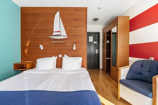 غرفة سوبيريور بسرير كوين بإطلالة على البحيرة، Best Western Hotel Norra Vattern 1/5