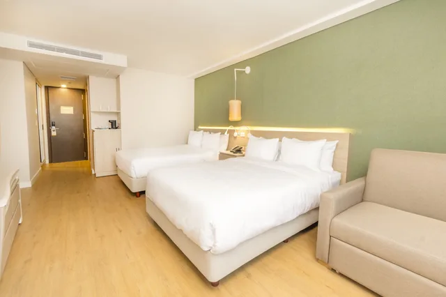 Standard, Twin Beds, 2 Double Beds, Sea View, Sofa, Grand Sirenis San Andres 2/4