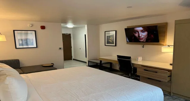 غرفة بسرير كينج لذوي الإعاقة، Best Western Colfax 1/4