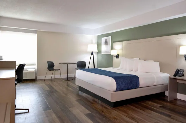 Deluxe, Double Bed, Wyndham I-Drive Avanti Resort & Conference Center 2/4