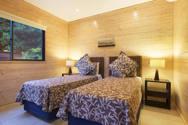 2 Bedrooms, Executive, Villa, 2 King Beds, Lagoon View، Sea Change Villas 2/3