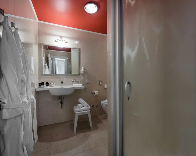 Master, Suite, 1 Queen and 1 Single Bed, Sofa، Baia del Mar Beach Boutique Hotel 3/3
