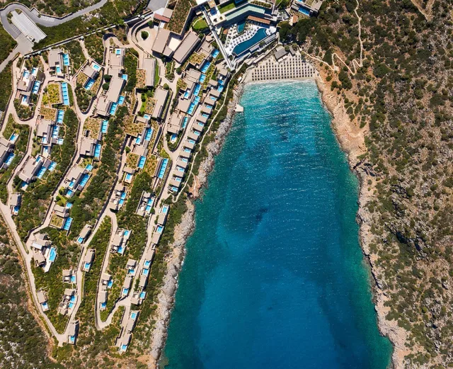 جناح جونيور بإطلالة على البحر، Daios Cove 2/2