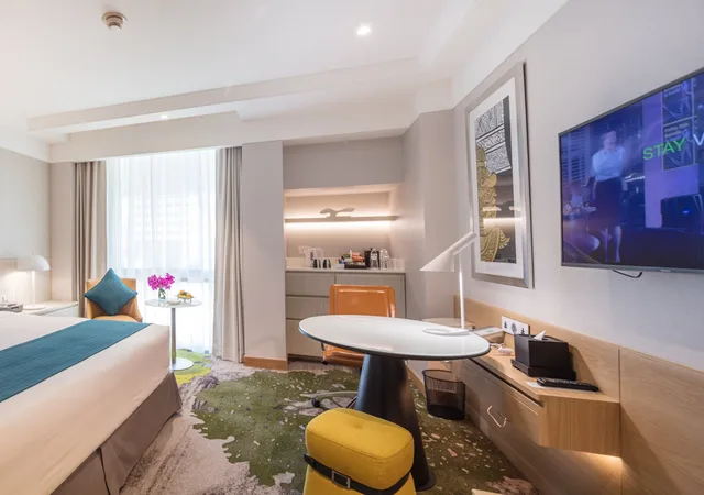 غرفة بريميوم بسرير كينج مع دخول صالة النادي لذوي الإعاقة، Holiday Inn Bangkok Hotel 1/4