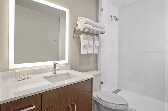 استوديو بسرير كينج مع أريكة، Towneplace Suites By Marriott Edmonton Sherwood Park 2/2