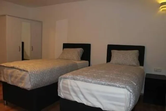 غرفة ديلوكس بسريرين منفصلين بحمام خاص، Hotel Garni Emir 2/3